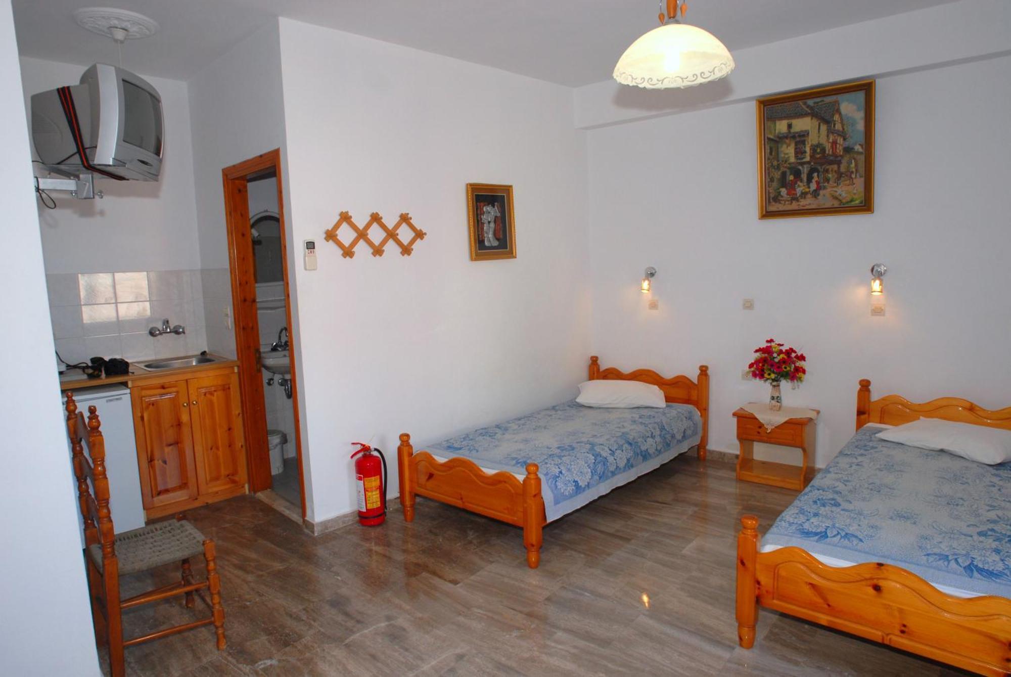 Ferienwohnung Mpaliaka Myrsini Mythimna Zimmer foto
