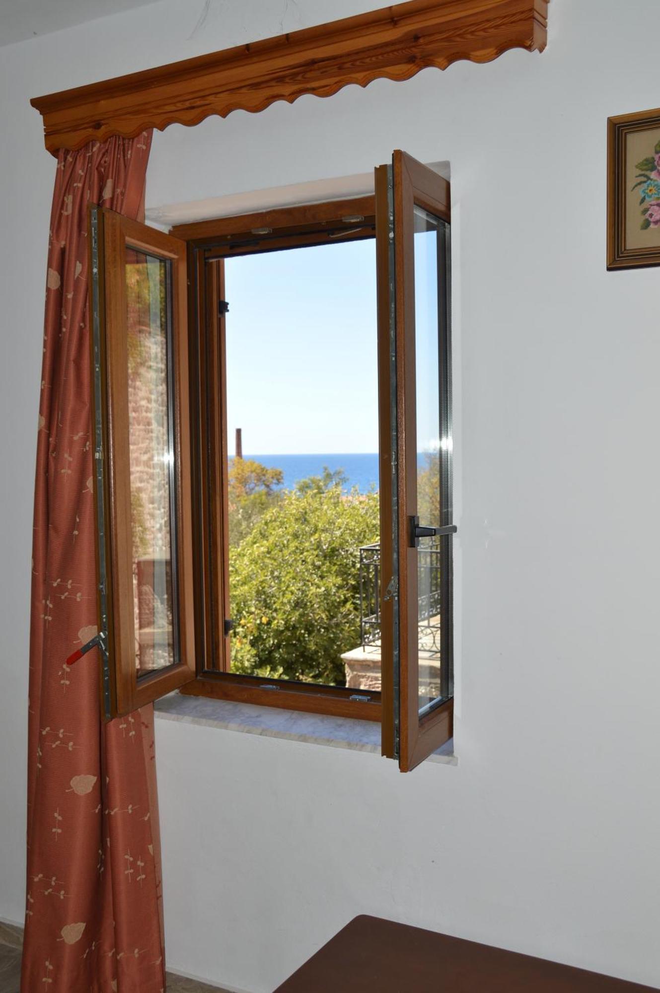 Ferienwohnung Mpaliaka Myrsini Mythimna Exterior foto