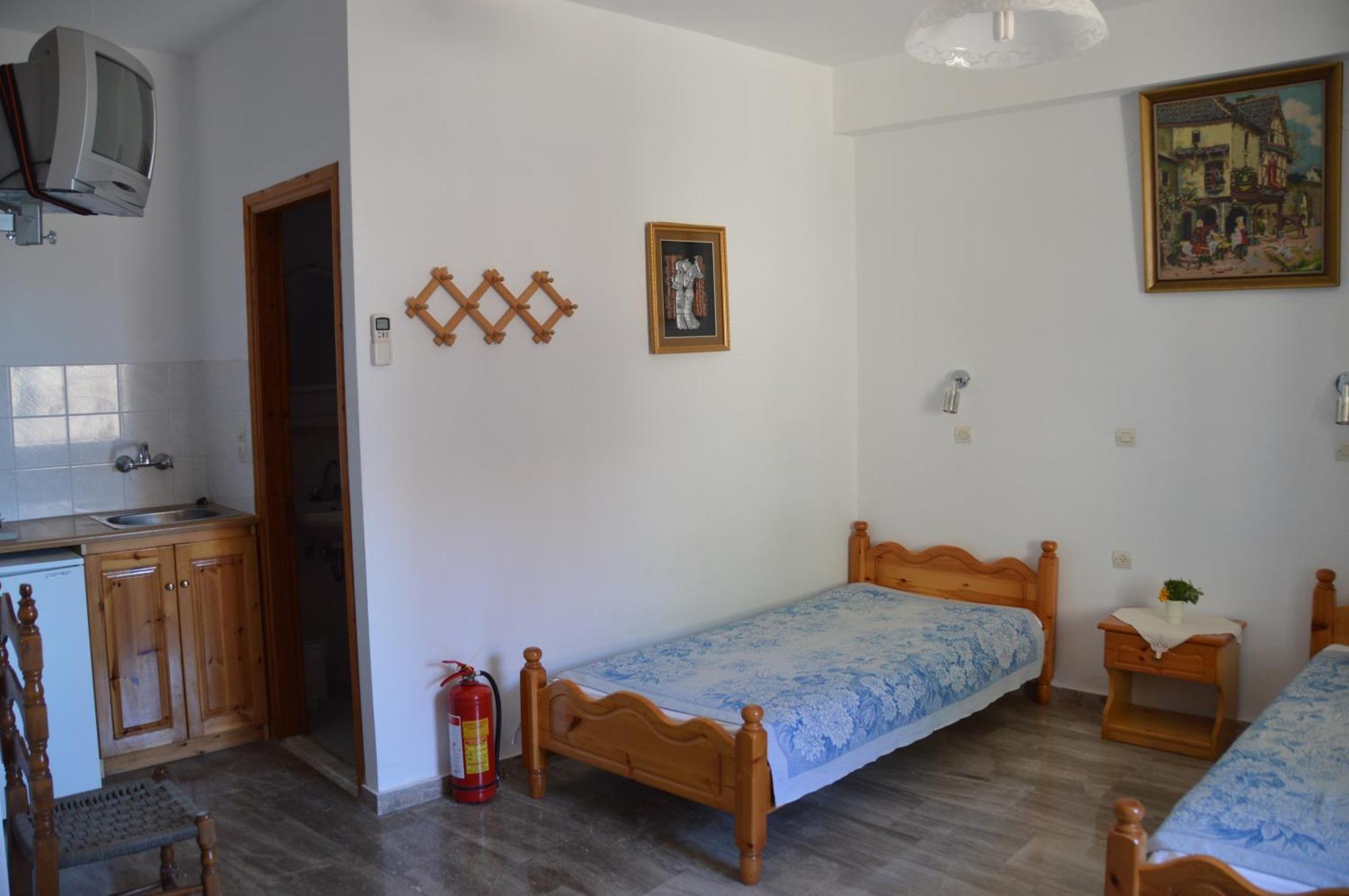 Ferienwohnung Mpaliaka Myrsini Mythimna Zimmer foto