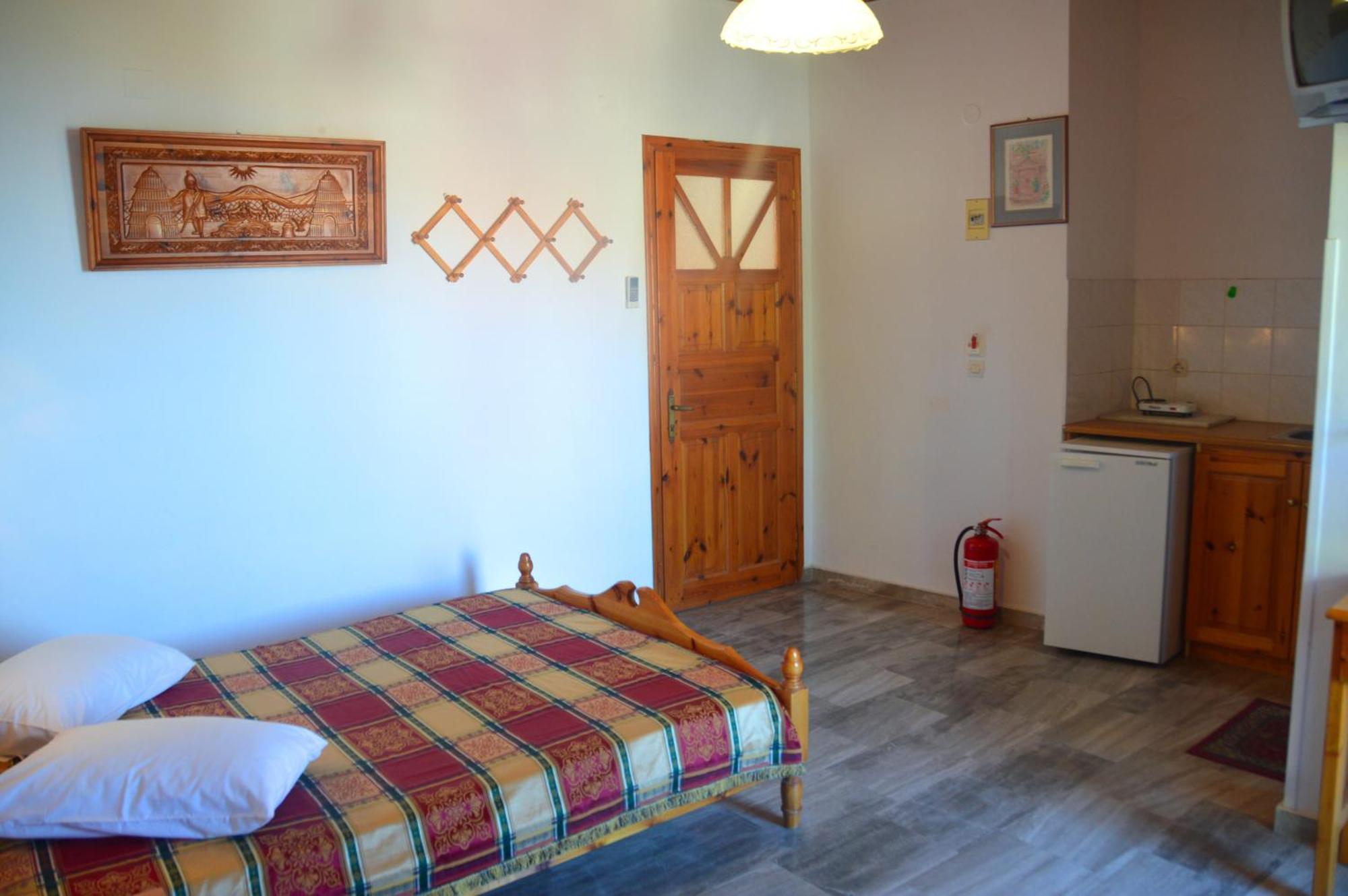 Ferienwohnung Mpaliaka Myrsini Mythimna Zimmer foto