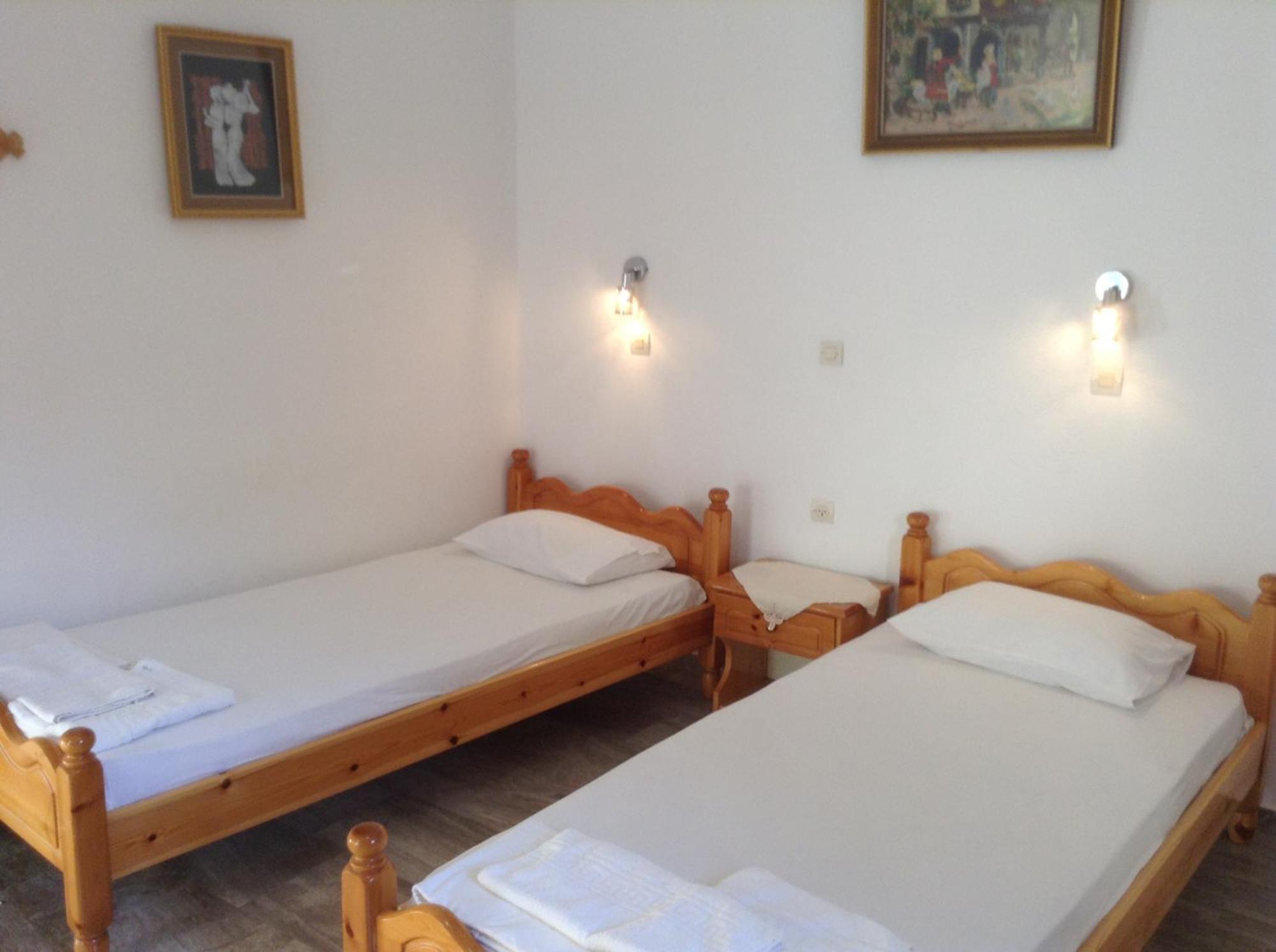 Ferienwohnung Mpaliaka Myrsini Mythimna Zimmer foto